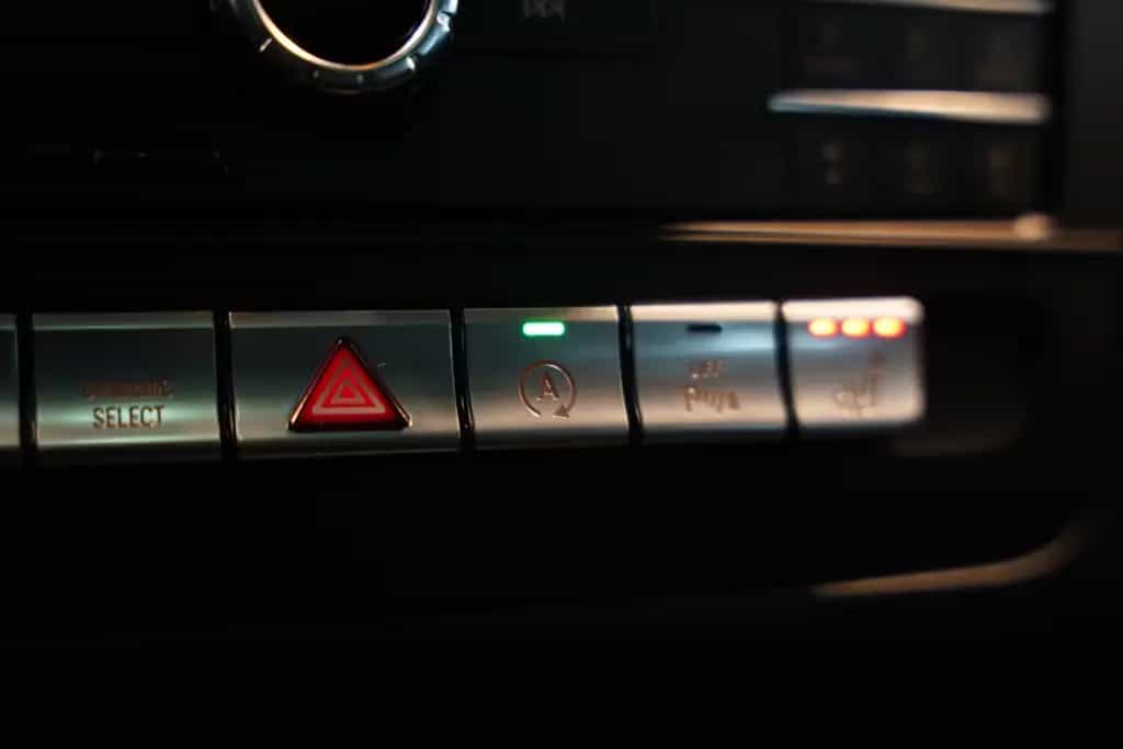 Mercedes-Benz B-Class 220 4M AMG Line 1.Hand *Pano *Kamera *Night 05/2018-photo-28