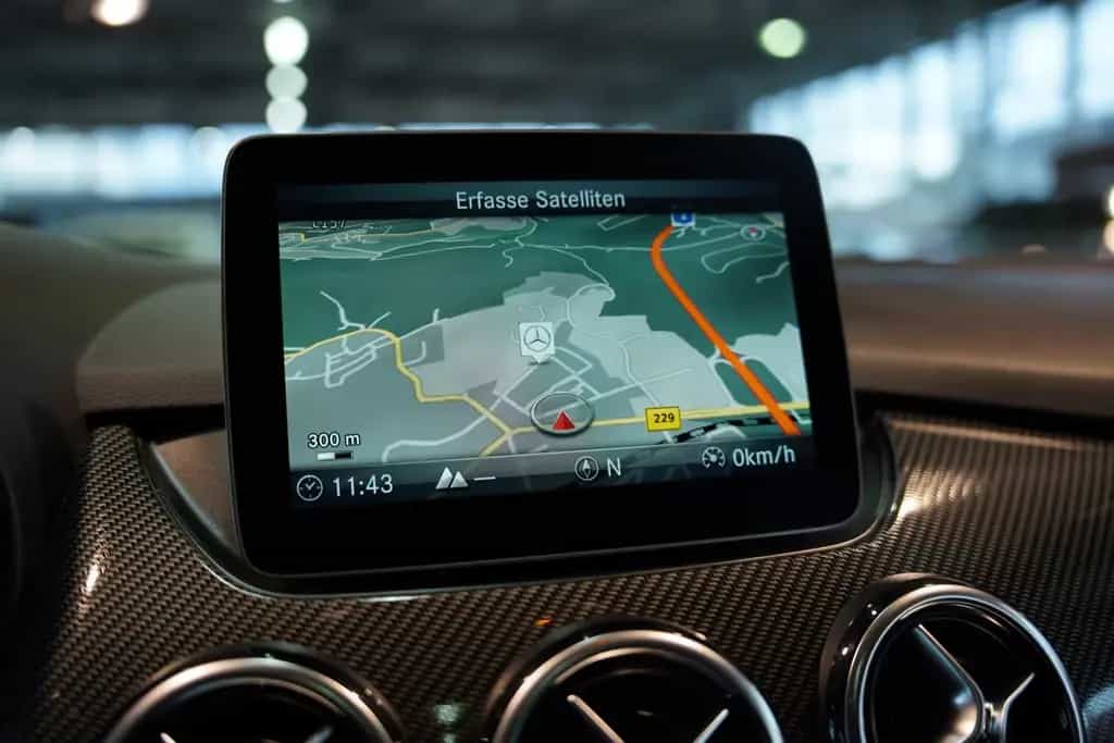 Mercedes-Benz B-Class 220 4M AMG Line 1.Hand *Pano *Kamera *Night 05/2018-photo-30