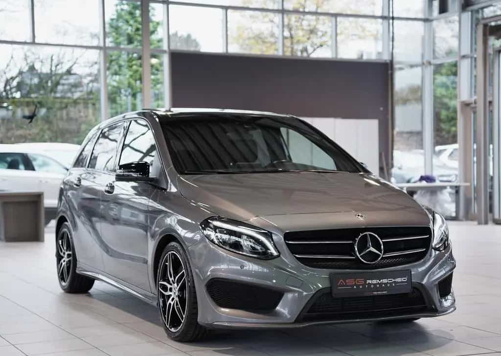 Mercedes-Benz B-Class 220 4M AMG Line 1.Hand *Pano *Kamera *Night 05/2018-photo-4
