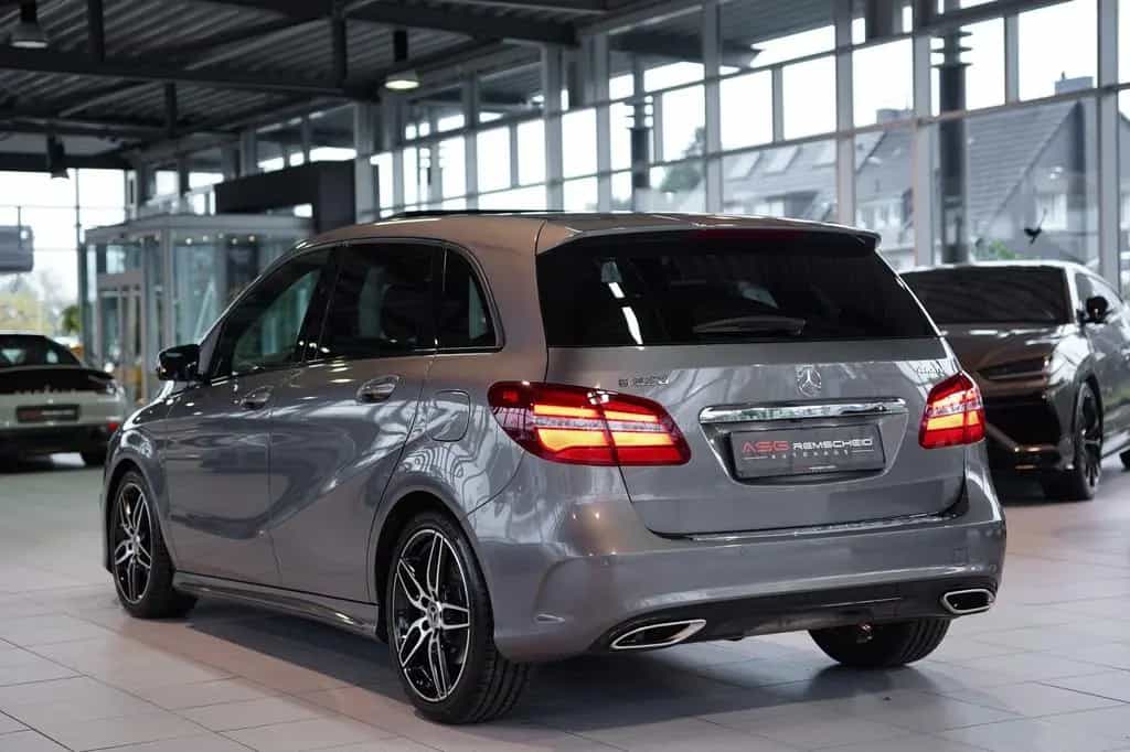 Mercedes-Benz B-Class 220 4M AMG Line 1.Hand *Pano *Kamera *Night 05/2018-photo-9