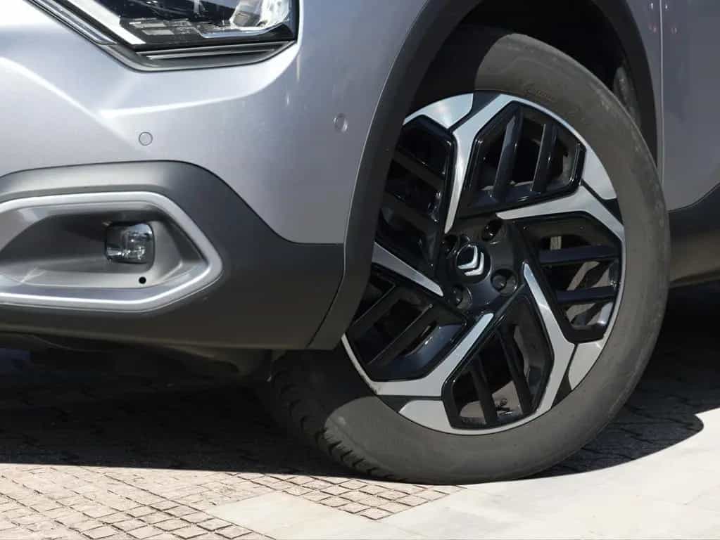 Citroën C4 PT 130 EAT 8 MAX 01/2024-photo-4
