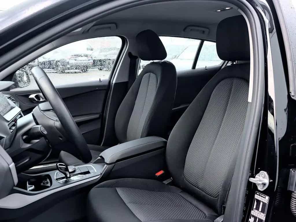 BMW 1 Series 118i Advantage Sitzheizung DAB LED 12/2022-photo-14