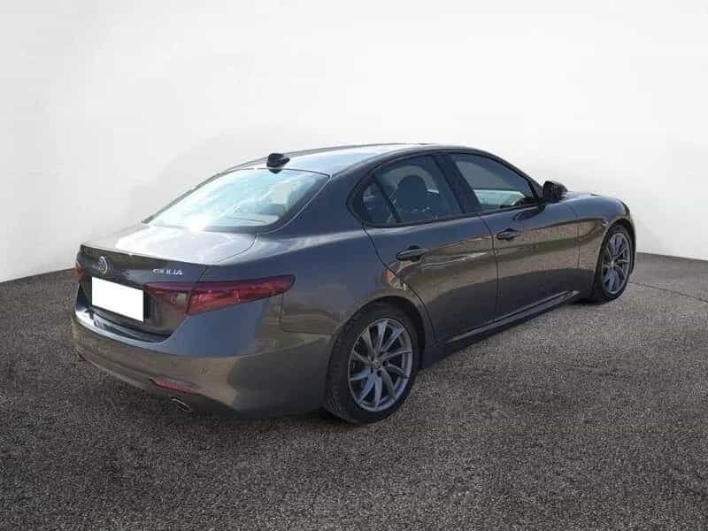Alfa Romeo Giulia 2.2 Turbo AT8 180CV Super 12/2016-photo-5