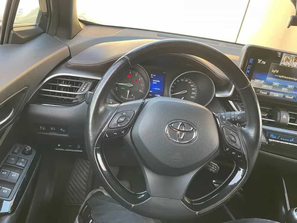 Toyota C-HR TÜV NEU/ Frische Inspektion 07/2018-photo-13
