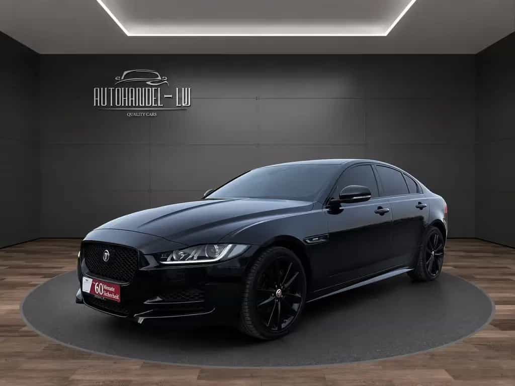 Jaguar XE 25d R-Sport AWD/HU neu/AUT/NAV/LED/KAM 09/2018-photo-0