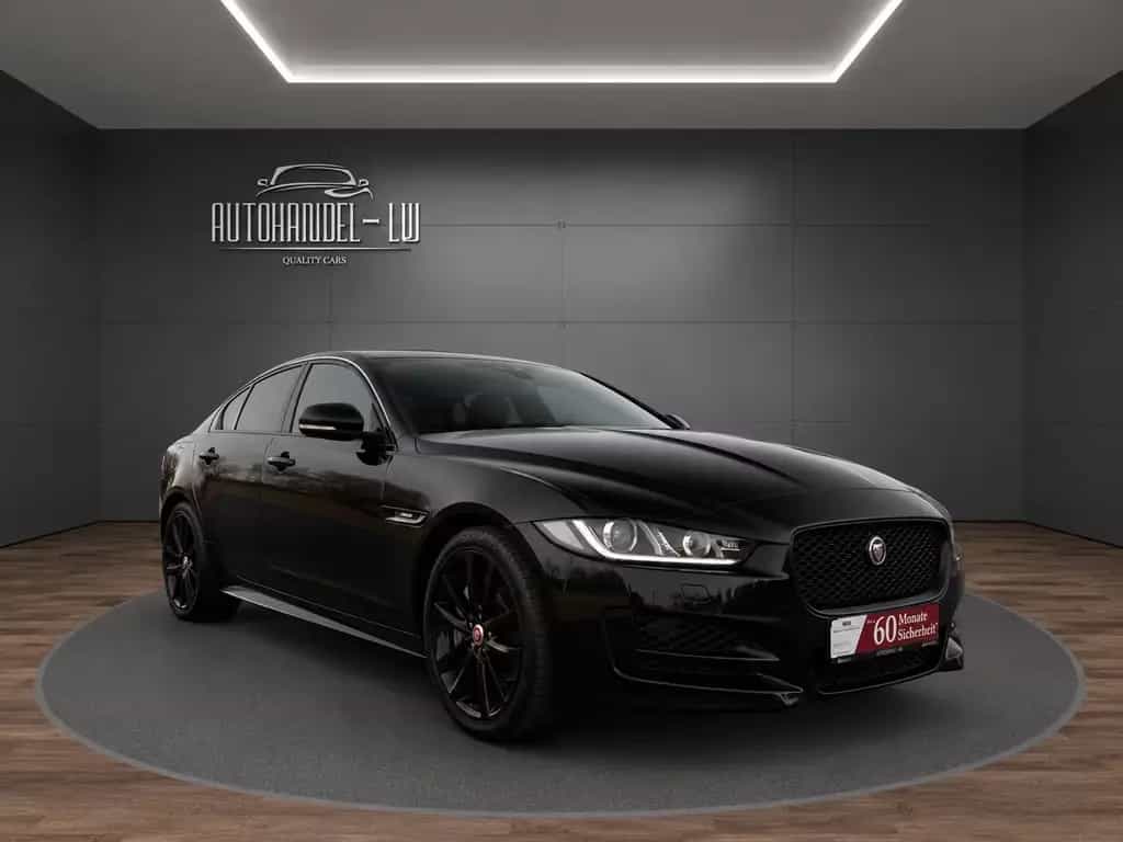 Jaguar XE 25d R-Sport AWD/HU neu/AUT/NAV/LED/KAM 09/2018-photo-2