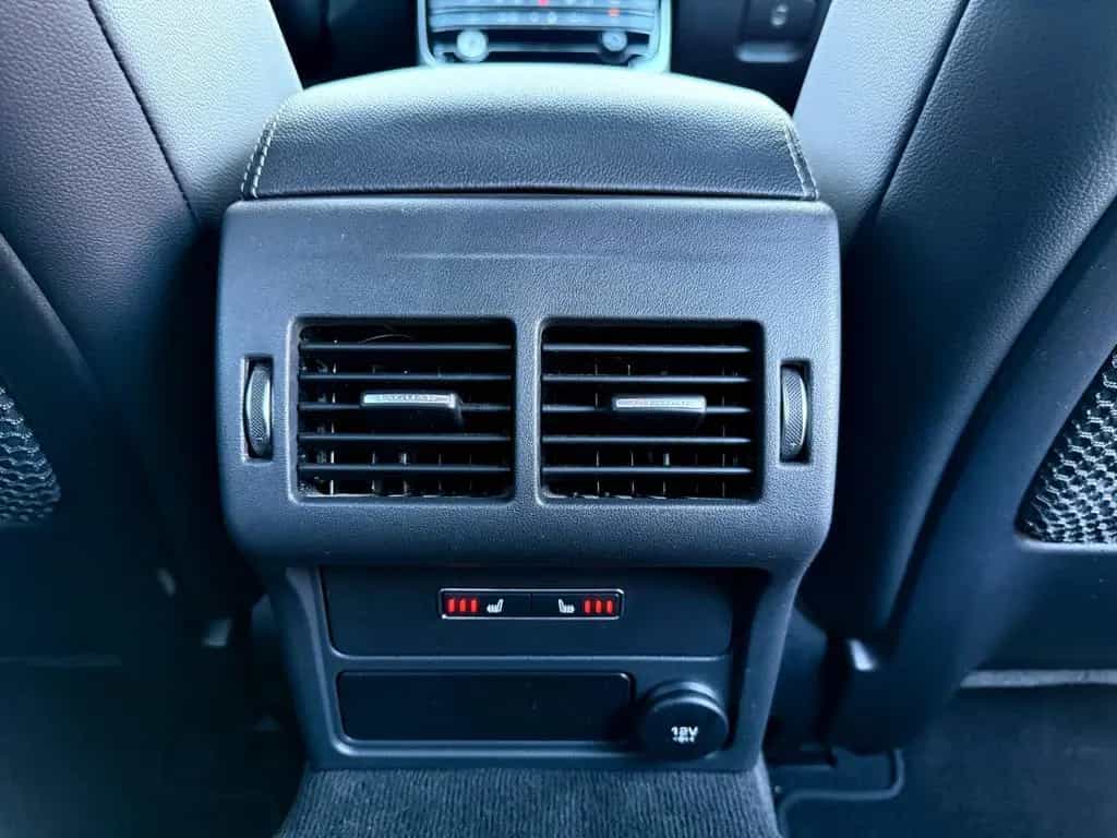 Jaguar XE 25d R-Sport AWD/HU neu/AUT/NAV/LED/KAM 09/2018-photo-27