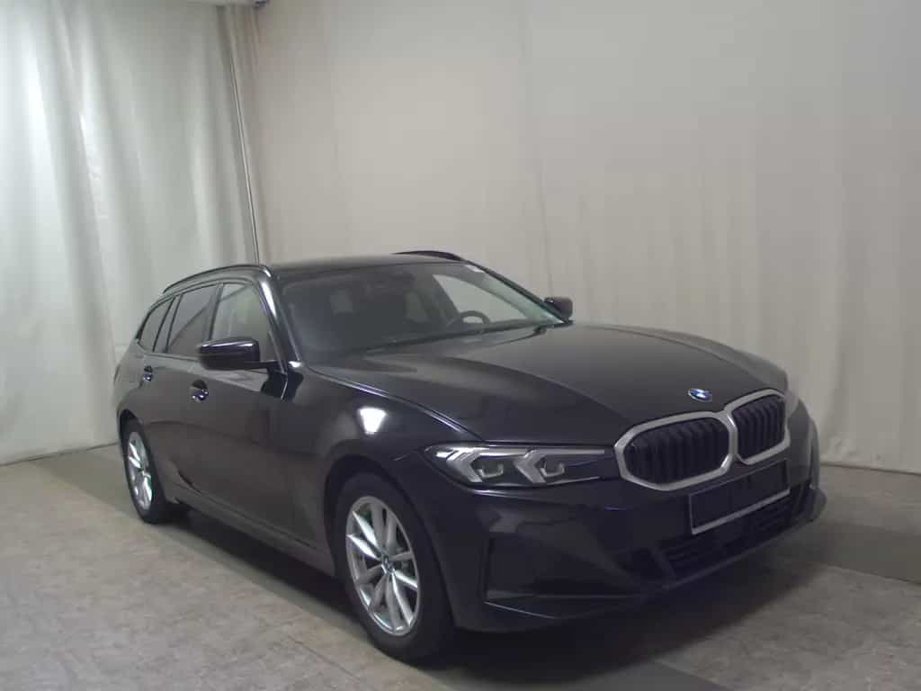 BMW 320 dA Touring LCI LC Pro Navi HuD LED Ahk 01/2023-photo-2