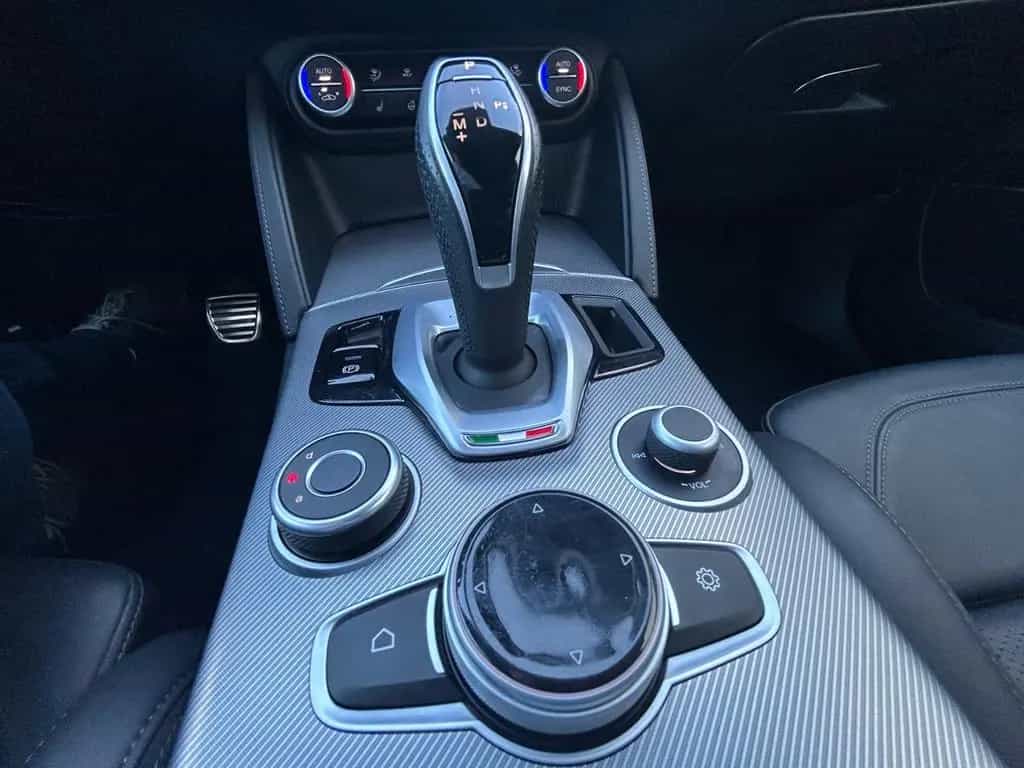 Alfa Romeo Stelvio Veloce 2,2 Diesel 154 KW 11/2022-photo-18