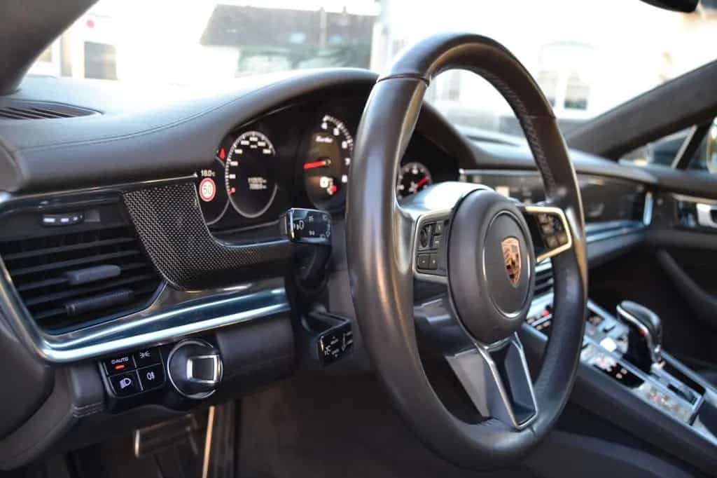 Porsche Panamera Turbo, SitzBelüft,Kamera,Bose,Carbon, 01/2017-photo-10