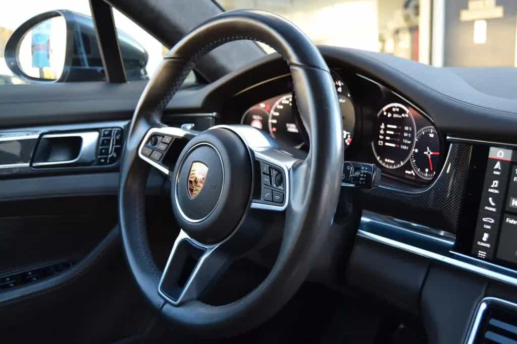 Porsche Panamera Turbo, SitzBelüft,Kamera,Bose,Carbon, 01/2017-photo-17