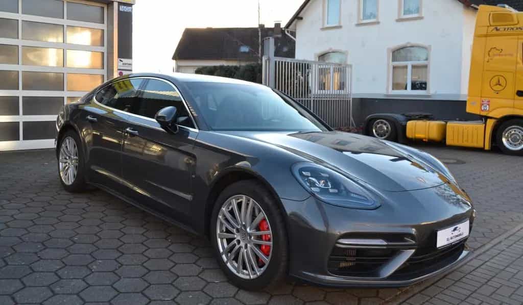 Porsche Panamera Turbo, SitzBelüft,Kamera,Bose,Carbon, 01/2017-photo-1