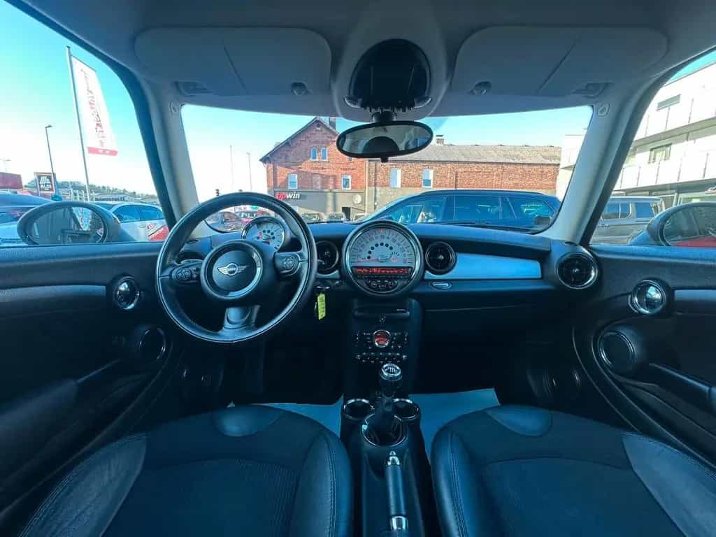 MINI Cooper 1.6 Benziner *CHILLI*SHZ*MULTI* 10/2012-photo-17