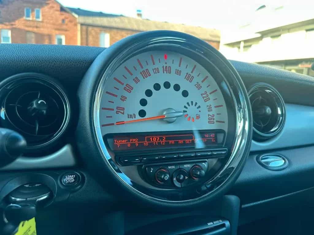 MINI Cooper 1.6 Benziner *CHILLI*SHZ*MULTI* 10/2012-photo-20