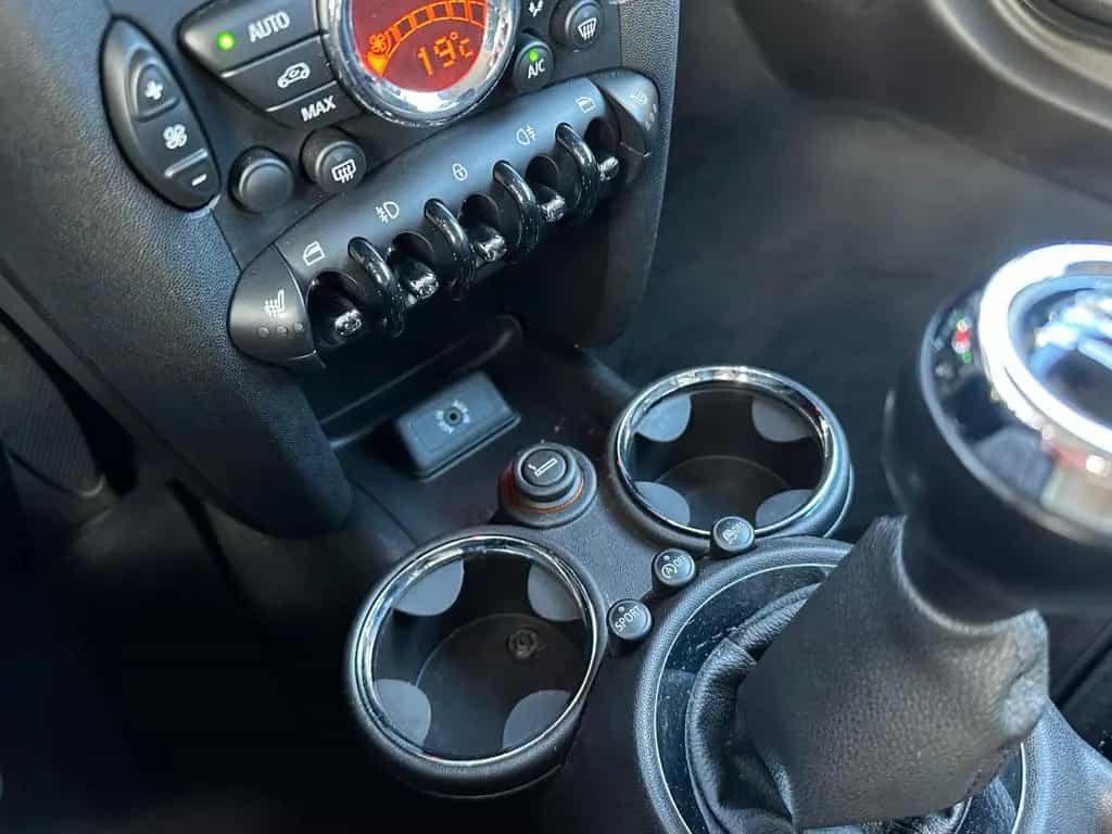 MINI Cooper 1.6 Benziner *CHILLI*SHZ*MULTI* 10/2012-photo-21