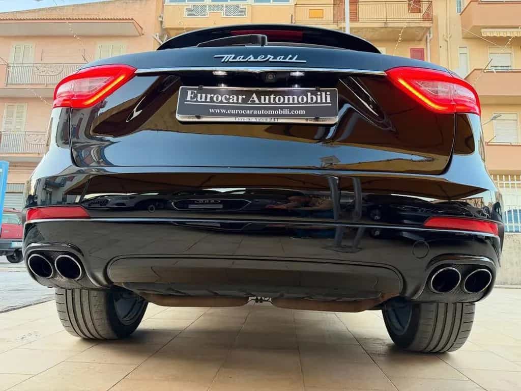 Maserati Levante V6 - Granlusso 03/2017-photo-7