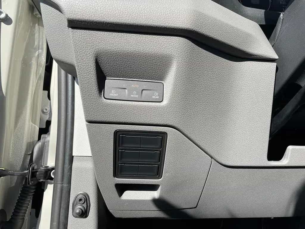 MAN TGE 3.200 L3H2 Kasten 4x4 Individual S ACC STHZ 02/2026-photo-15