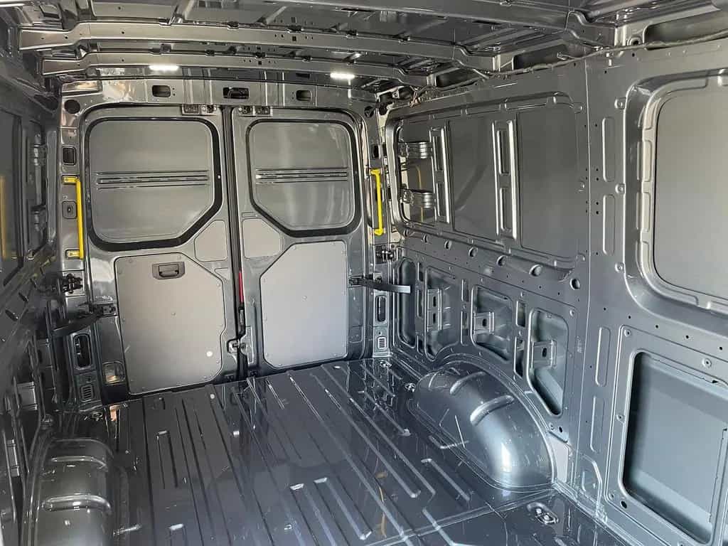 MAN TGE 3.200 L3H2 Kasten 4x4 Individual S ACC STHZ 02/2026-photo-9