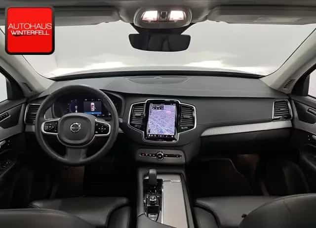 Volvo XC90 B5 D AWD Plus Bright 7SITZ+PANO+LUFT+AHK+ 08/2022-photo-2