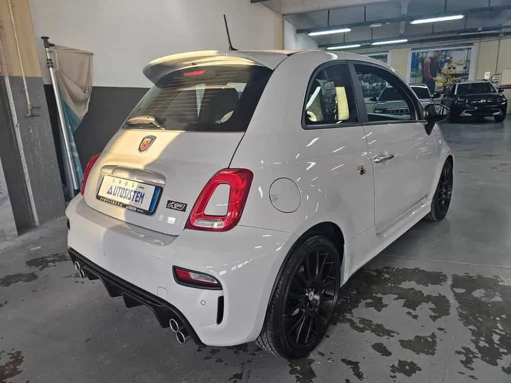 Abarth 595 1.4 Turbo T-Jet 165 CV 06/2022-photo-4