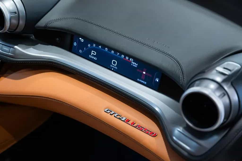 Ferrari GTC4Lusso V12 - Kroymans Ferrari 01/2017-photo-14