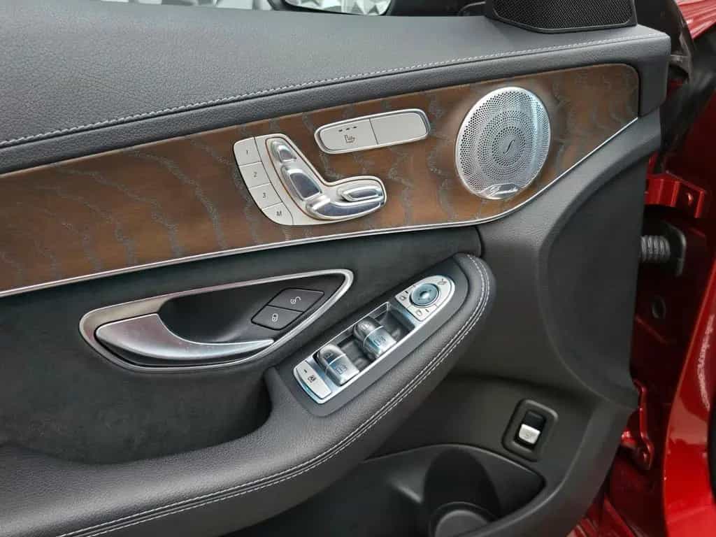 Mercedes-Benz C-Class 300 T 9G AMG Line Night Paket EXCLUSIVE 08/2017-photo-16