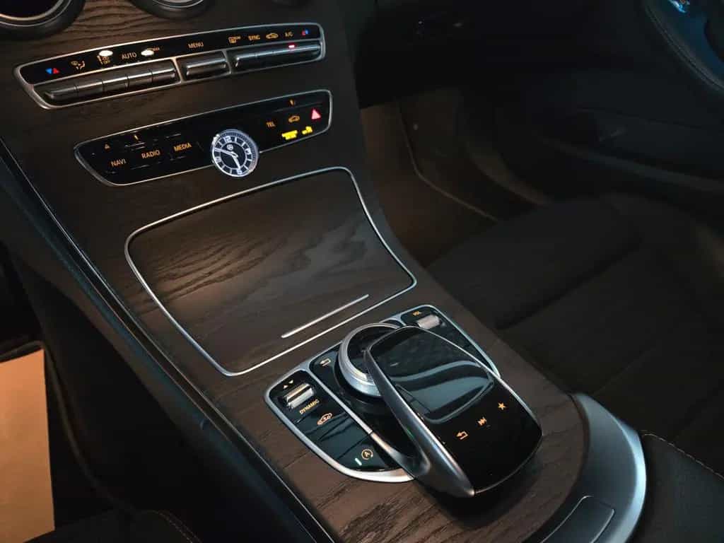 Mercedes-Benz C-Class 300 T 9G AMG Line Night Paket EXCLUSIVE 08/2017-photo-21