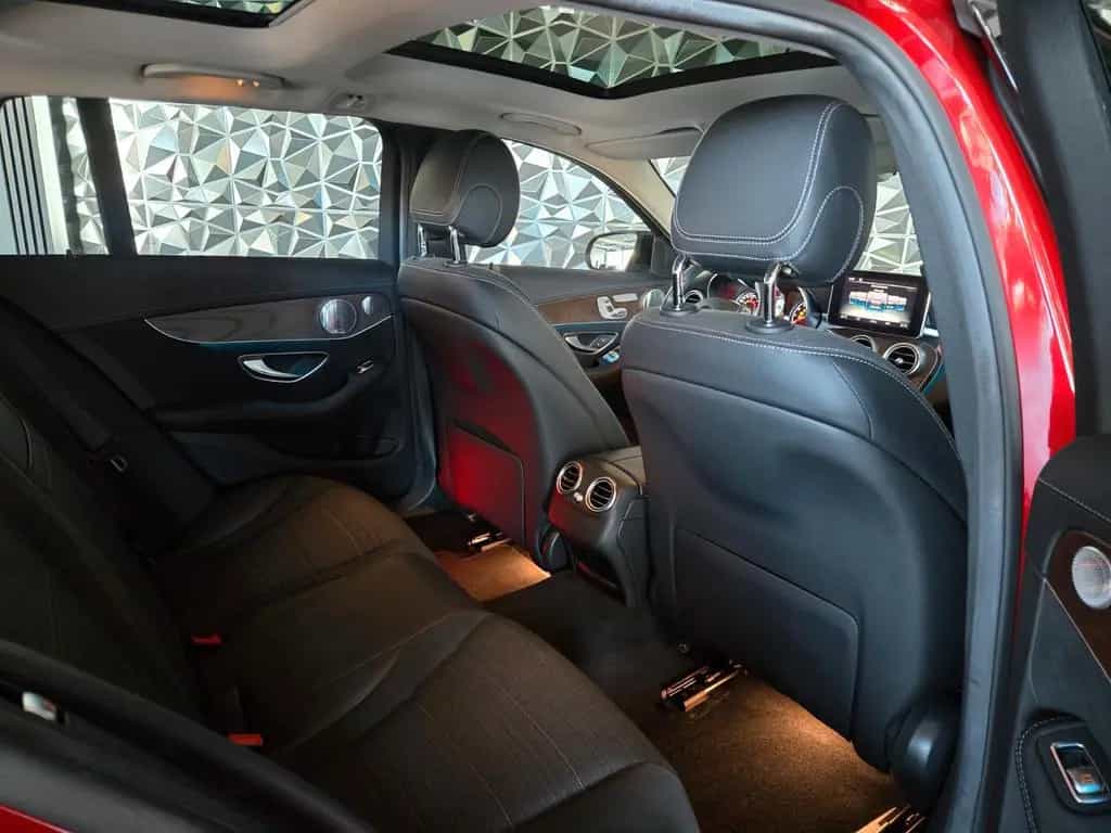Mercedes-Benz C-Class 300 T 9G AMG Line Night Paket EXCLUSIVE 08/2017-photo-25