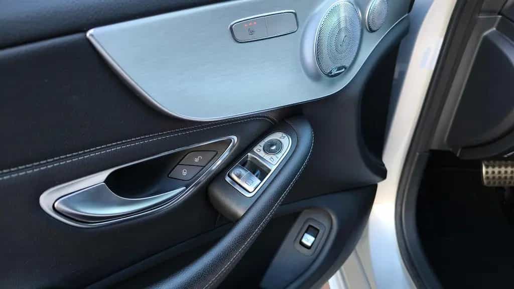 Mercedes-Benz C-Class 300 Coupe AMG-Paket Panorama Burmester 08/2016-photo-9