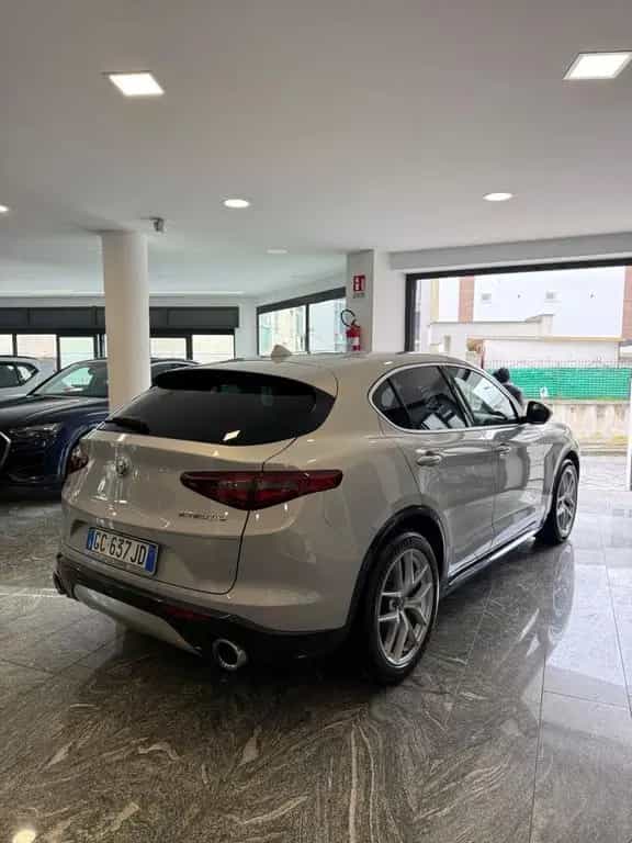 Alfa Romeo Stelvio 2.2 Turbodiesel 210 CV AT8 Q4 03/2020-photo-3