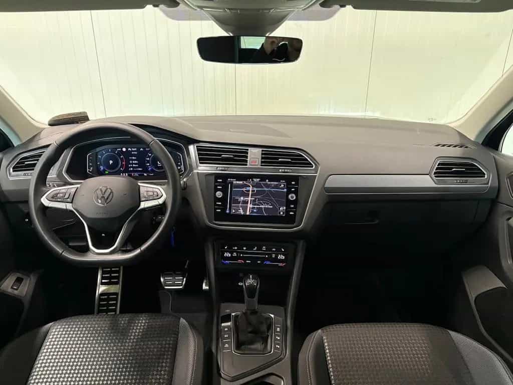 Volkswagen Tiguan Active 1.5 TSI DSG AHK NAVI RFK 03/2023-photo-13