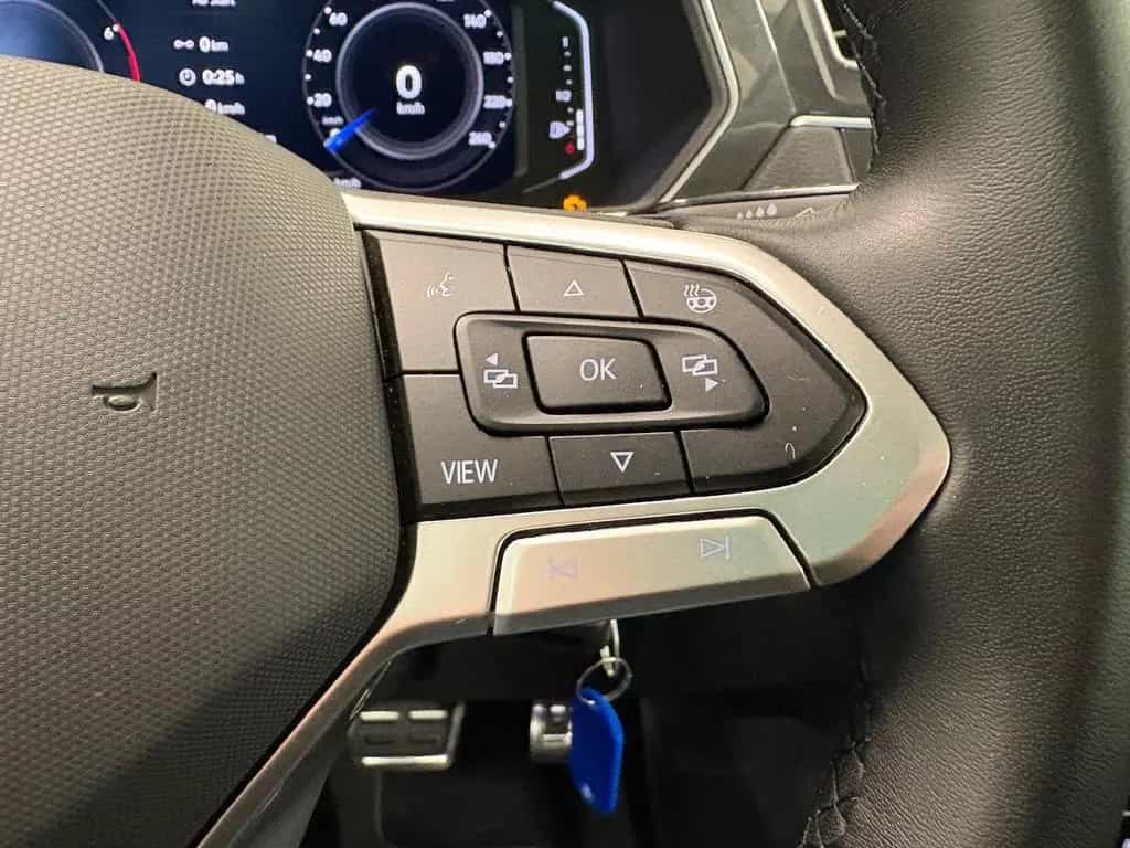 Volkswagen Tiguan Active 1.5 TSI DSG AHK NAVI RFK 03/2023-photo-17