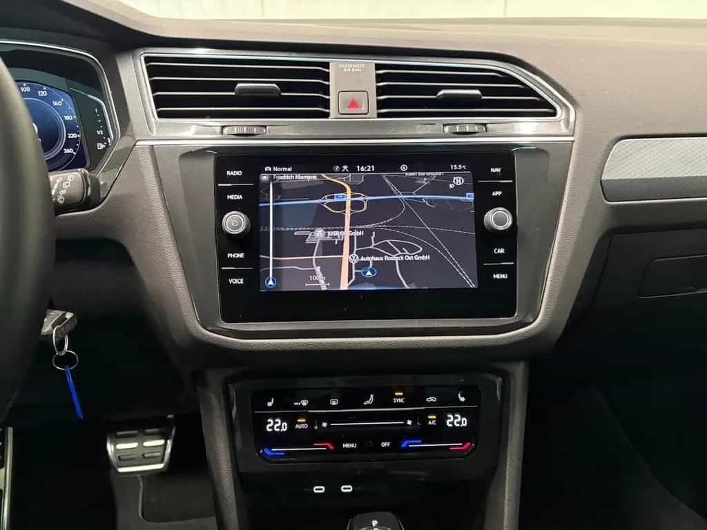 Volkswagen Tiguan Active 1.5 TSI DSG AHK NAVI RFK 03/2023-photo-18