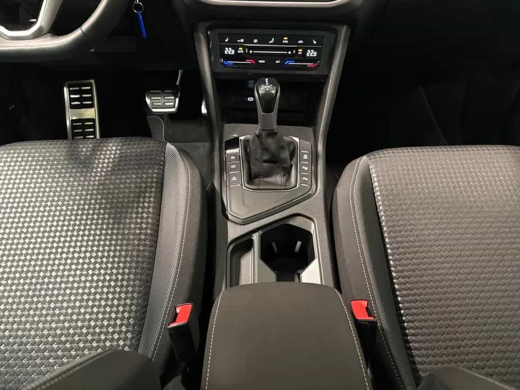 Volkswagen Tiguan Active 1.5 TSI DSG AHK NAVI RFK 03/2023-photo-23
