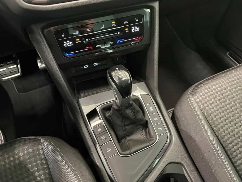Volkswagen Tiguan Active 1.5 TSI DSG AHK NAVI RFK 03/2023-photo-24