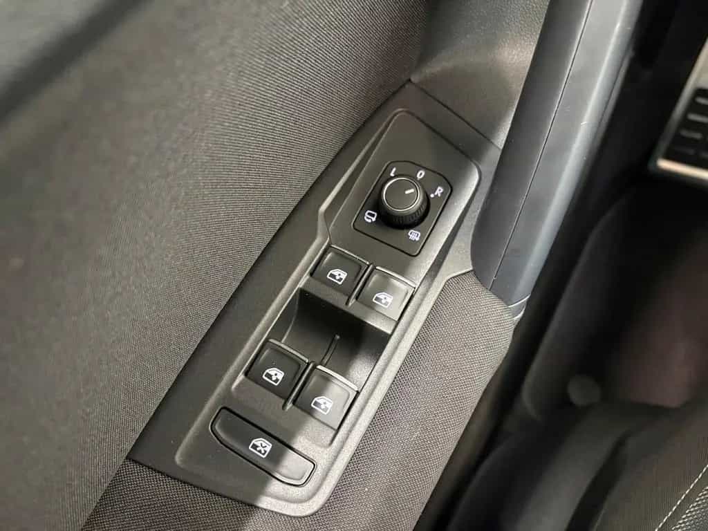 Volkswagen Tiguan Active 1.5 TSI DSG AHK NAVI RFK 03/2023-photo-26