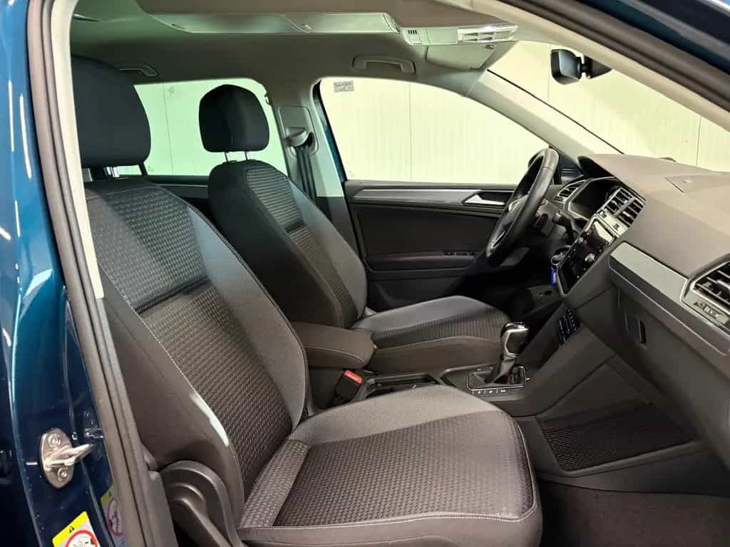 Volkswagen Tiguan Active 1.5 TSI DSG AHK NAVI RFK 03/2023-photo-27