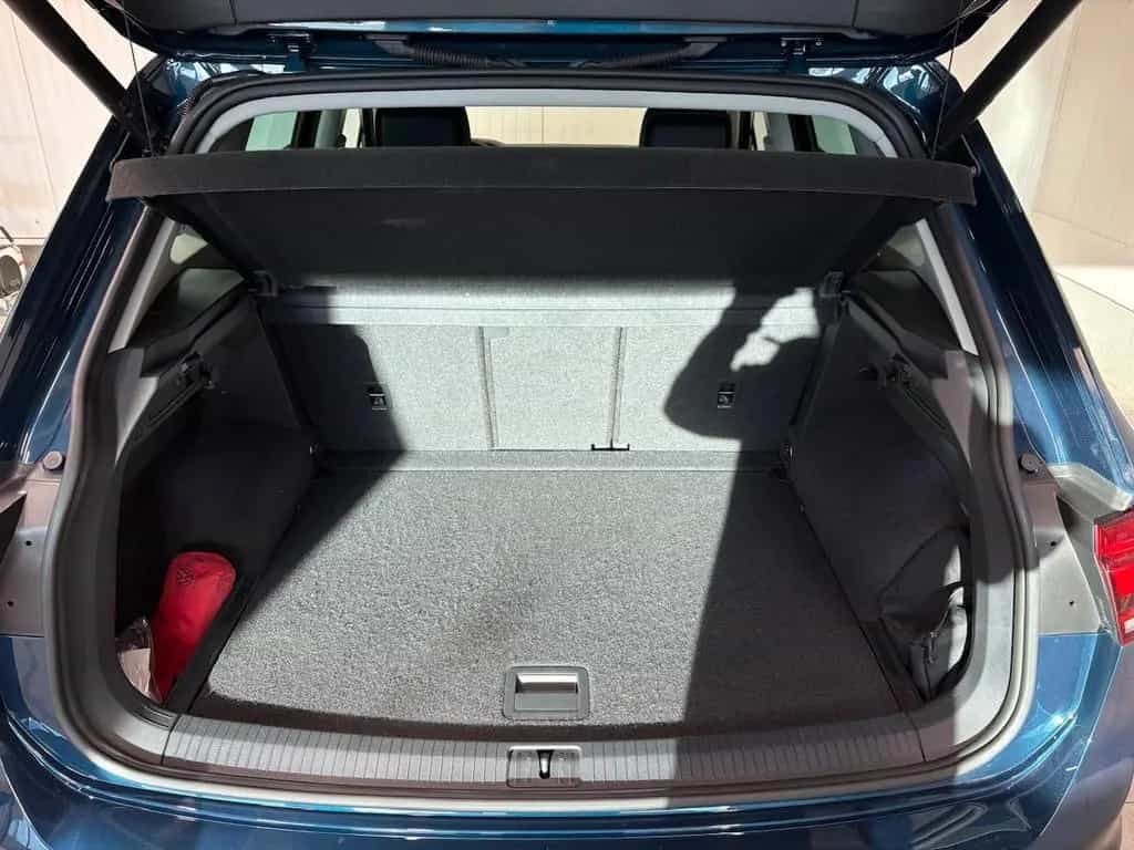 Volkswagen Tiguan Active 1.5 TSI DSG AHK NAVI RFK 03/2023-photo-4