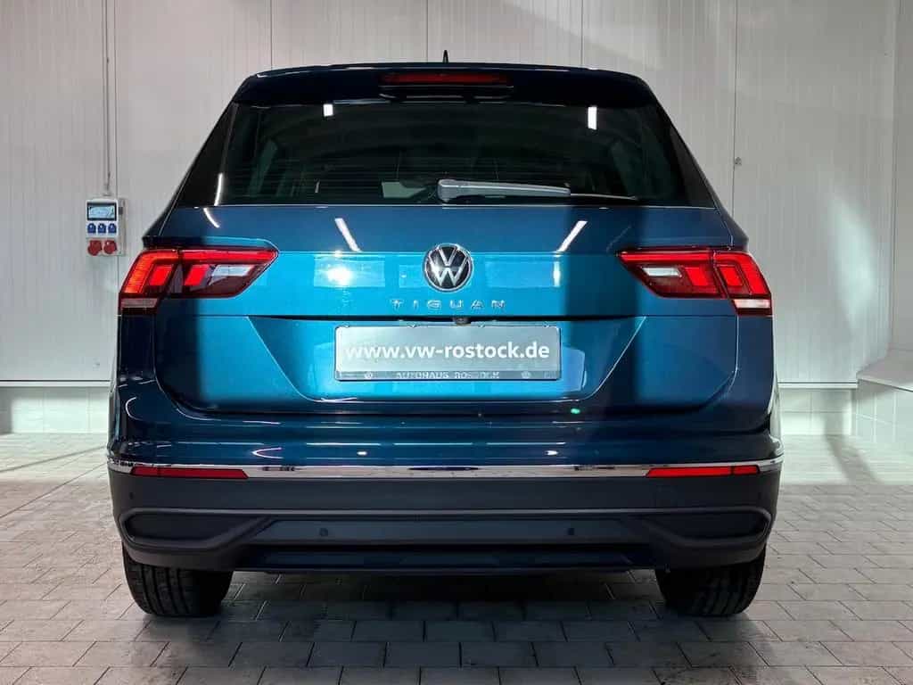 Volkswagen Tiguan Active 1.5 TSI DSG AHK NAVI RFK 03/2023-photo-5