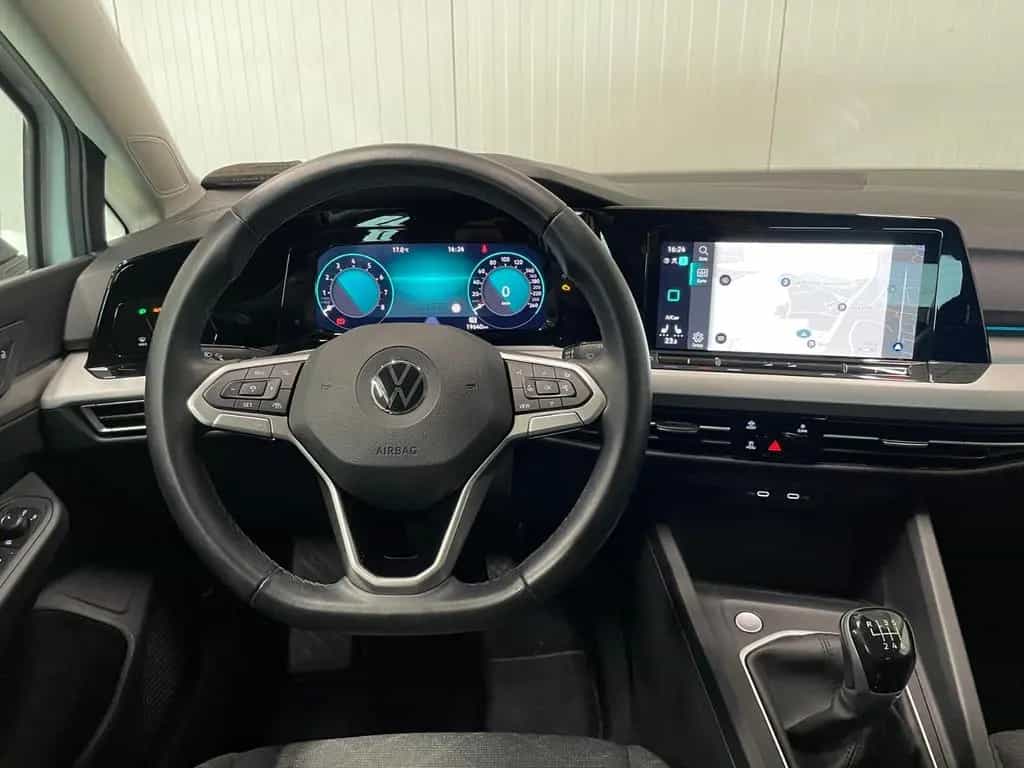 Volkswagen Golf VIII Life 1.5 TSI LED NAVI ACC SHZ 11/2022-photo-10