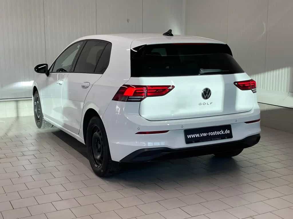 Volkswagen Golf VIII Life 1.5 TSI LED NAVI ACC SHZ 11/2022-photo-3