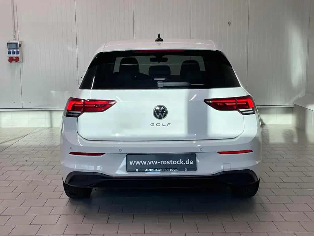 Volkswagen Golf VIII Life 1.5 TSI LED NAVI ACC SHZ 11/2022-photo-4