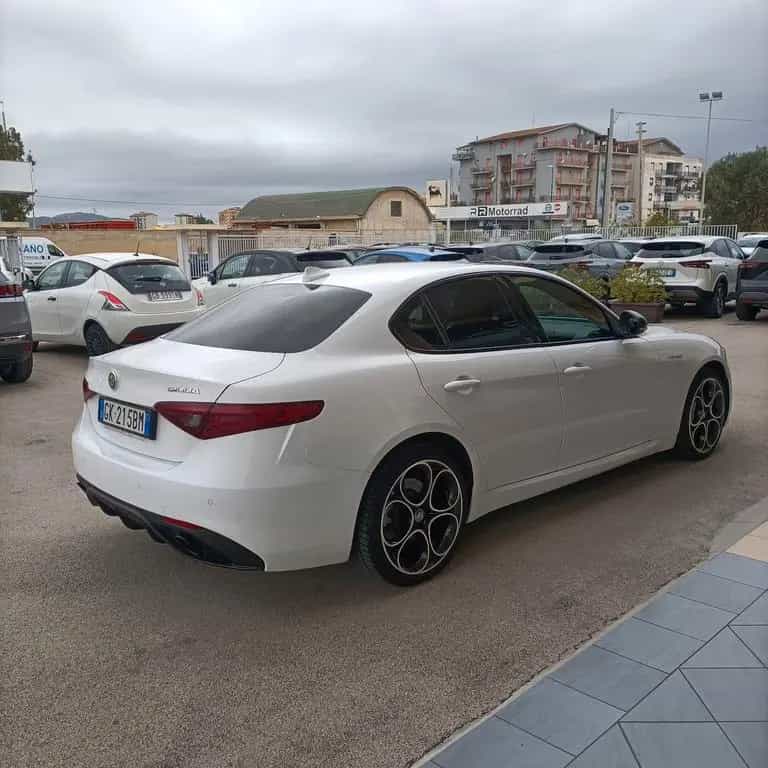 Alfa Romeo Giulia 2.2 Turbodiesel 210 CV AT8 AWD 05/2022-photo-1
