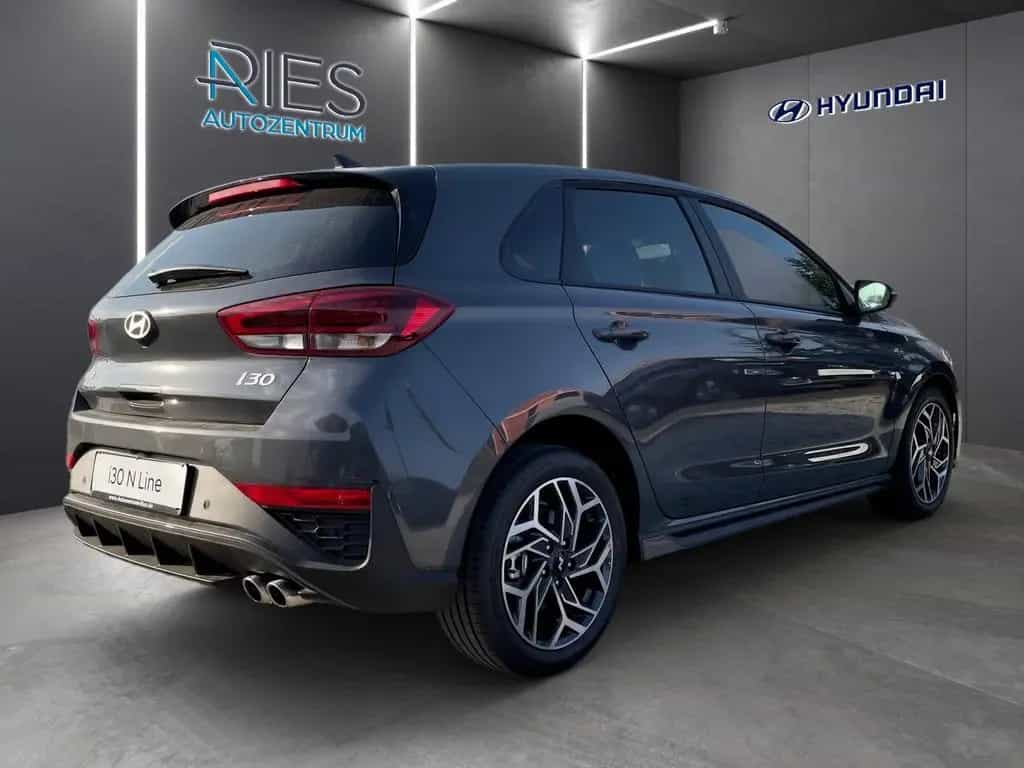 Hyundai i30 FL 1.6 T-GDI N-Line KlimaA*LED*Navi*Pano*SD null-photo-3