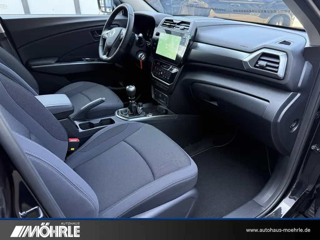 KGM Tivoli 1.5 P Core Rückfahrkamera Navigation PDC null-photo-14