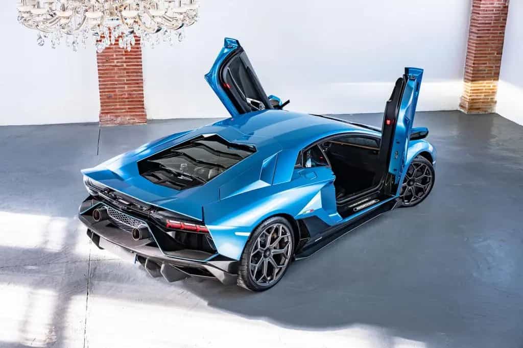 Lamborghini Aventador Ultimae 06/2022-photo-18