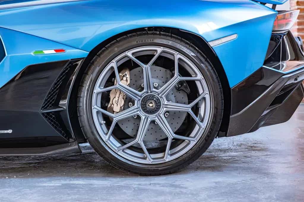 Lamborghini Aventador Ultimae 06/2022-photo-25