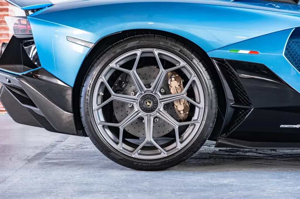 Lamborghini Aventador Ultimae 06/2022-photo-32