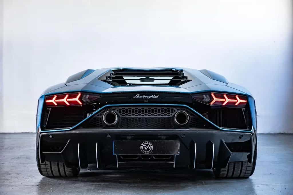 Lamborghini Aventador Ultimae 06/2022-photo-36