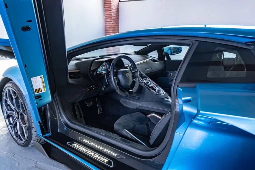 Lamborghini Aventador Ultimae 06/2022-photo-45